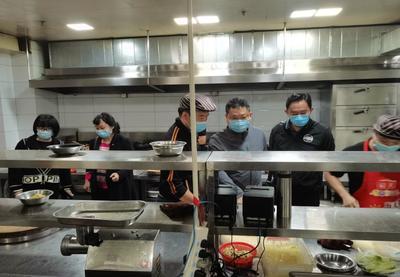 安順市市場監管局加強疫情隔離酒店(點)電梯與食品安全督導檢查工作